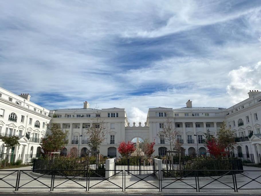 Suite Cartier Near Disneyland Paris เซร์ริส ภายนอก รูปภาพ