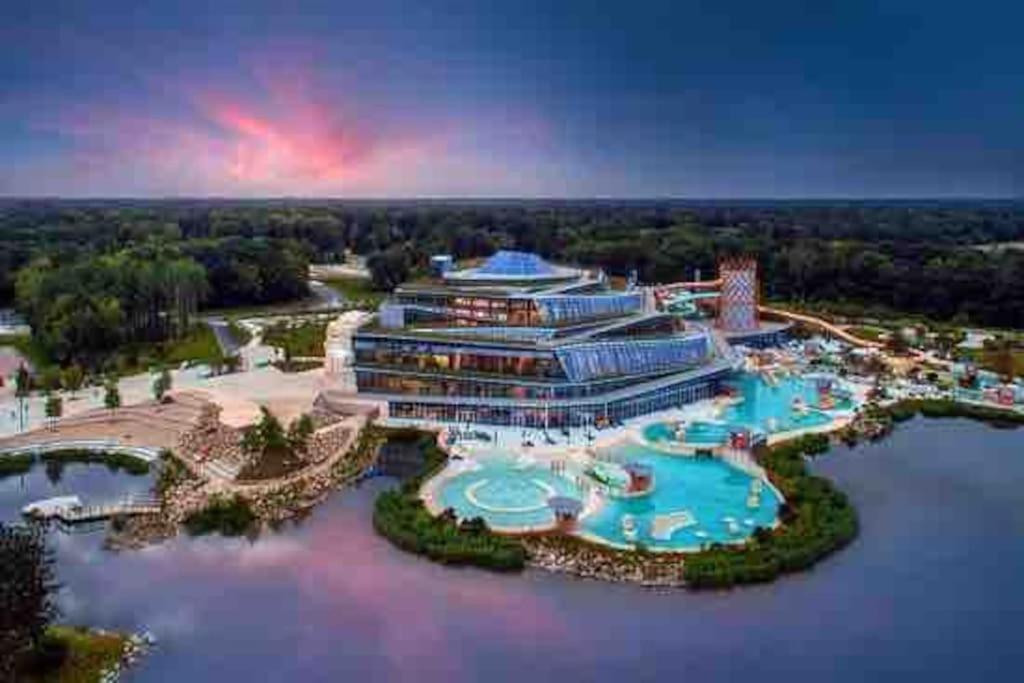 Suite Cartier Near Disneyland Paris เซร์ริส ภายนอก รูปภาพ